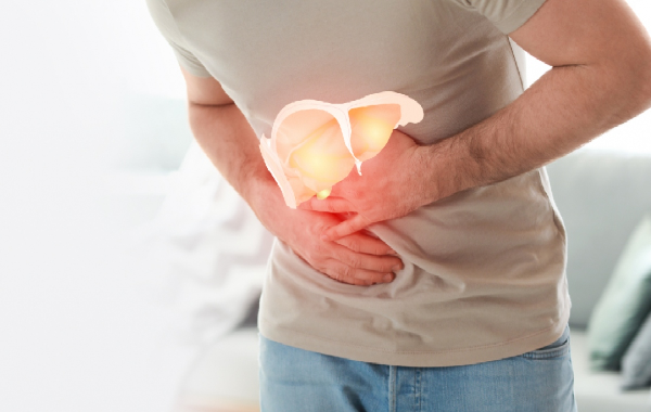 Người bị gan nhiễm mỡ có thể cảm thấy bất thường ở vùng hạ sườn phải Người bị gan nhiễm mỡ có thể cảm thấy bất thường ở vùng hạ sườn phải