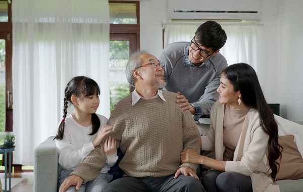 Nam giới càng lớn tuổi nguy cơ mắc bệnh càng cao nam-gioi-cang-lon-tuoi-nguy-co-mac-benh-cang-cao